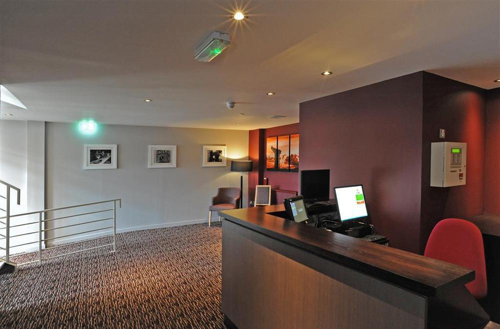 The Titan Hotel Клайдбанк Съоръжения снимка