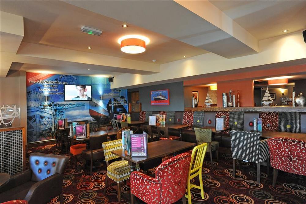 The Titan Hotel Клайдбанк Ресторант снимка