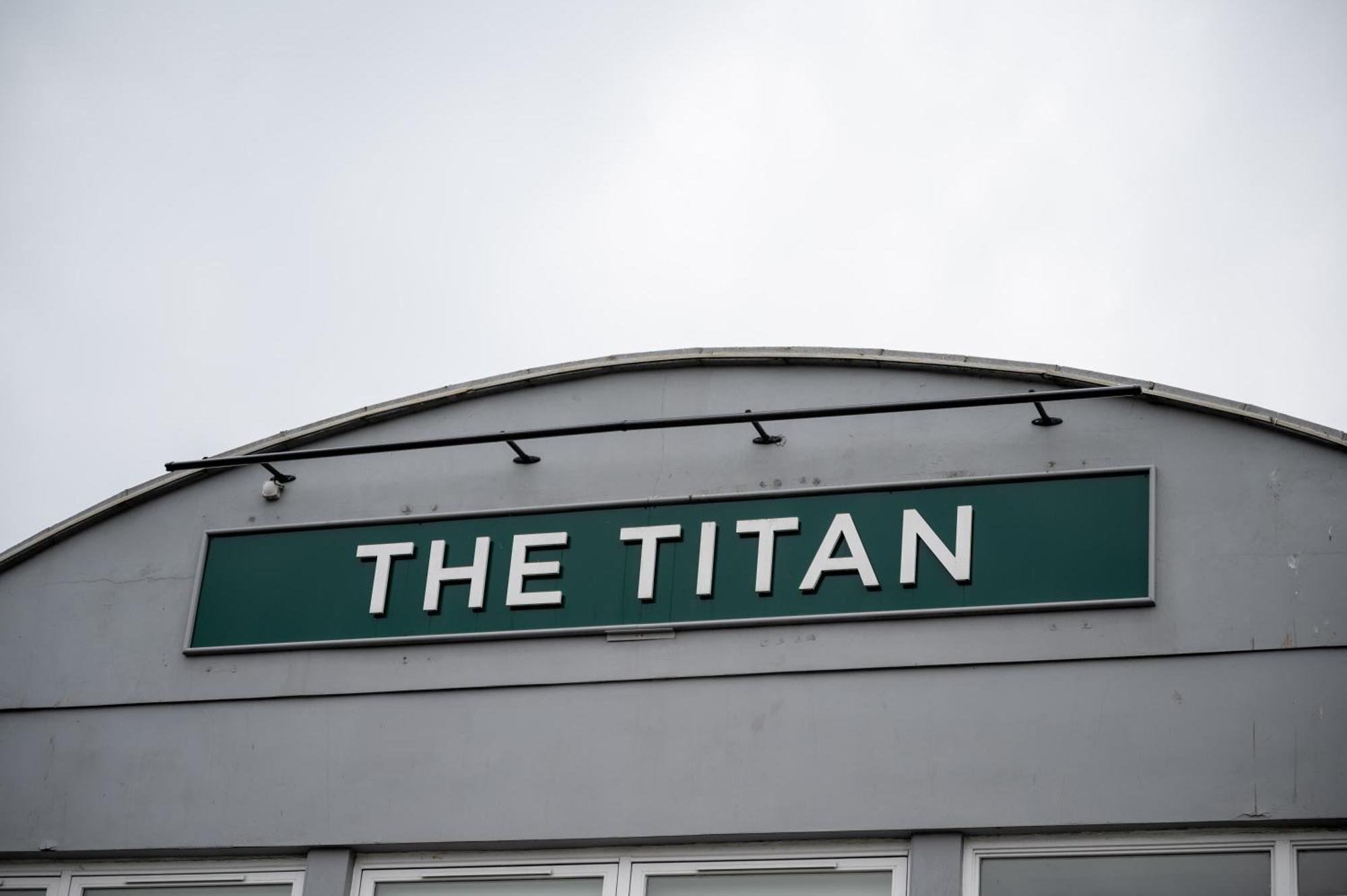 The Titan Hotel Клайдбанк Екстериор снимка